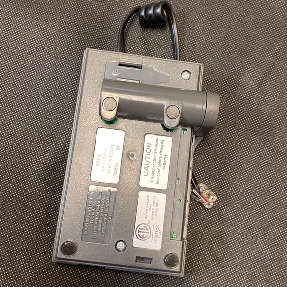 Plantronics Vista M22 - Phone Headset Amplifier w/ Clearline & Audio Technology - Picture 4 of 6